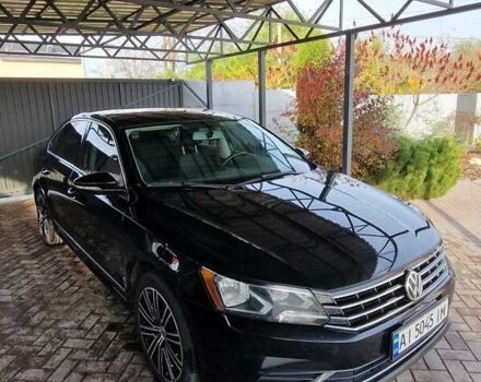 Черный Фольксваген Пассат, объемом двигателя 1.8 л и пробегом 215 тыс. км за 11800 $, фото 7 на Automoto.ua
