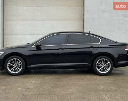 Черный Фольксваген Пассат, объемом двигателя 2 л и пробегом 239 тыс. км за 15300 $, фото 5 на Automoto.ua