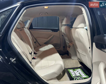 Черный Фольксваген Пассат, объемом двигателя 1.8 л и пробегом 197 тыс. км за 9700 $, фото 25 на Automoto.ua