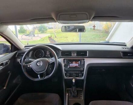 Черный Фольксваген Пассат, объемом двигателя 1.8 л и пробегом 215 тыс. км за 11800 $, фото 8 на Automoto.ua