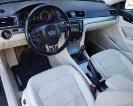 Черный Фольксваген Пассат, объемом двигателя 2 л и пробегом 76 тыс. км за 9300 $, фото 9 на Automoto.ua