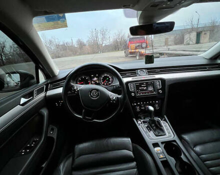 Черный Фольксваген Пассат, объемом двигателя 1.97 л и пробегом 230 тыс. км за 18999 $, фото 14 на Automoto.ua