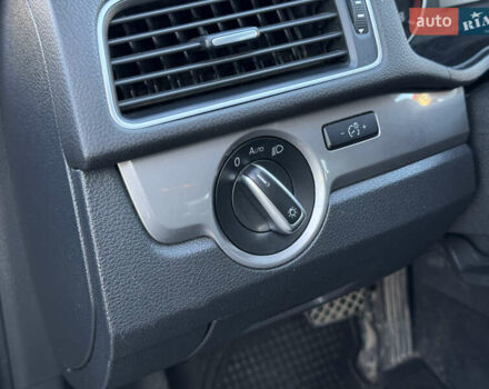 Черный Фольксваген Пассат, объемом двигателя 1.8 л и пробегом 222 тыс. км за 8999 $, фото 23 на Automoto.ua