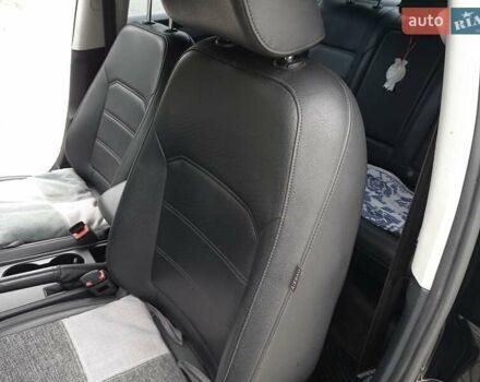 Черный Фольксваген Пассат, объемом двигателя 1.8 л и пробегом 110 тыс. км за 12000 $, фото 22 на Automoto.ua