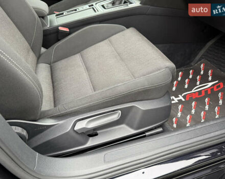 Черный Фольксваген Пассат, объемом двигателя 2 л и пробегом 325 тыс. км за 15500 $, фото 43 на Automoto.ua