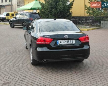 Чорний Фольксваген Пассат, об'ємом двигуна 2 л та пробігом 150 тис. км за 13599 $, фото 4 на Automoto.ua