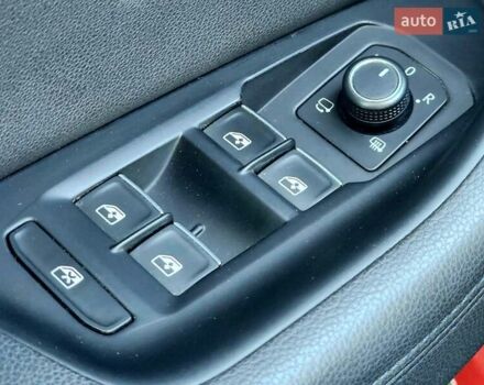 Фольксваген Пассат 2015 в Черновцах на Automoto.ua Черный Фольксваген Пассат, объемом двигателя 1.97 л и пробегом 303 тыс. км за 17100 $, фото 16 на Automoto.ua