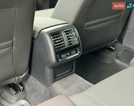 Черный Фольксваген Пассат, объемом двигателя 2 л и пробегом 325 тыс. км за 15500 $, фото 32 на Automoto.ua