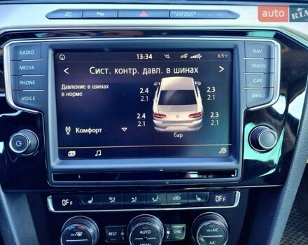 Фольксваген Пассат 2015 в Черновцах на Automoto.ua Черный Фольксваген Пассат, объемом двигателя 1.97 л и пробегом 303 тыс. км за 17100 $, фото 27 на Automoto.ua