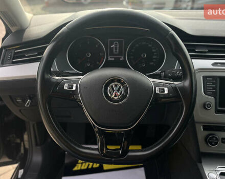 Черный Фольксваген Пассат, объемом двигателя 1.97 л и пробегом 230 тыс. км за 16800 $, фото 9 на Automoto.ua