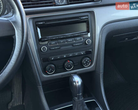 Черный Фольксваген Пассат, объемом двигателя 1.8 л и пробегом 222 тыс. км за 8999 $, фото 14 на Automoto.ua