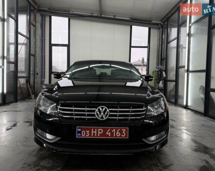 Чорний Фольксваген Пассат, об'ємом двигуна 2 л та пробігом 300 тис. км за 12999 $, фото 9 на Automoto.ua