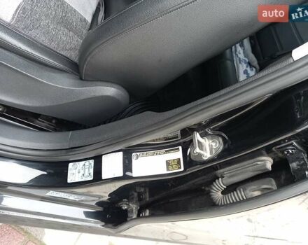 Черный Фольксваген Пассат, объемом двигателя 1.8 л и пробегом 110 тыс. км за 12000 $, фото 21 на Automoto.ua