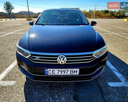 Фольксваген Пассат 2015 в Черновцах на Automoto.ua Черный Фольксваген Пассат, объемом двигателя 1.97 л и пробегом 303 тыс. км за 17100 $, фото 2 на Automoto.ua