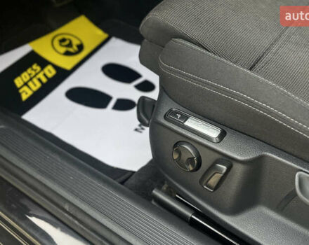 Черный Фольксваген Пассат, объемом двигателя 1.97 л и пробегом 230 тыс. км за 16800 $, фото 27 на Automoto.ua