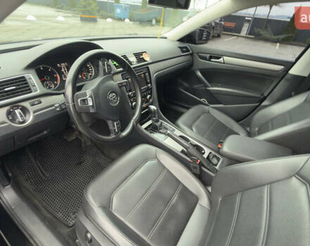 Чорний Фольксваген Пассат, об'ємом двигуна 2 л та пробігом 188 тис. км за 12950 $, фото 21 на Automoto.ua