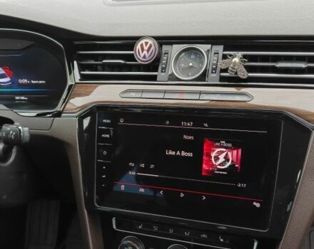 Черный Фольксваген Пассат, объемом двигателя 2 л и пробегом 289 тыс. км за 16899 $, фото 7 на Automoto.ua