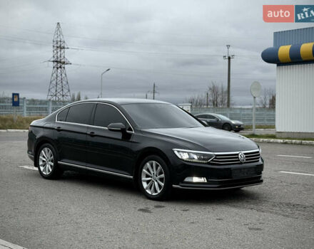 Черный Фольксваген Пассат, объемом двигателя 1.97 л и пробегом 224 тыс. км за 16300 $, фото 15 на Automoto.ua