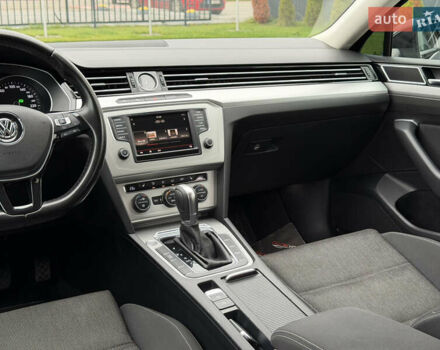 Черный Фольксваген Пассат, объемом двигателя 2 л и пробегом 325 тыс. км за 15500 $, фото 35 на Automoto.ua