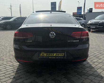 Черный Фольксваген Пассат, объемом двигателя 1.97 л и пробегом 230 тыс. км за 16800 $, фото 5 на Automoto.ua