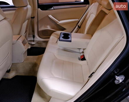 Чорний Фольксваген Пассат, об'ємом двигуна 1.8 л та пробігом 146 тис. км за 10500 $, фото 30 на Automoto.ua