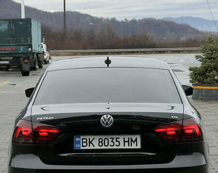 Чорний Фольксваген Пассат, об'ємом двигуна 2 л та пробігом 188 тис. км за 12950 $, фото 16 на Automoto.ua