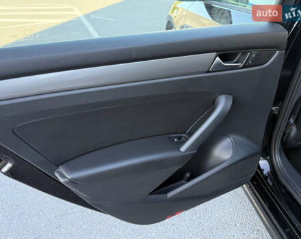 Черный Фольксваген Пассат, объемом двигателя 1.8 л и пробегом 222 тыс. км за 8999 $, фото 24 на Automoto.ua