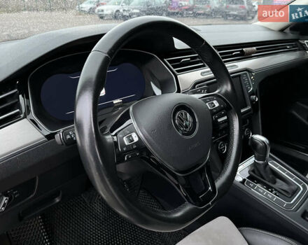 Черный Фольксваген Пассат, объемом двигателя 1.97 л и пробегом 212 тыс. км за 20500 $, фото 9 на Automoto.ua