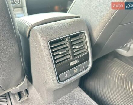 Черный Фольксваген Пассат, объемом двигателя 1.8 л и пробегом 186 тыс. км за 15000 $, фото 9 на Automoto.ua