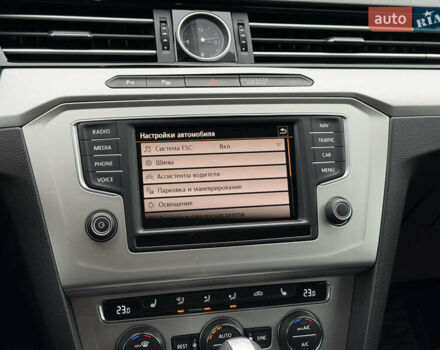 Черный Фольксваген Пассат, объемом двигателя 2 л и пробегом 325 тыс. км за 15500 $, фото 54 на Automoto.ua