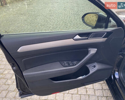 Чорний Фольксваген Пассат, об'ємом двигуна 1.97 л та пробігом 310 тис. км за 15900 $, фото 26 на Automoto.ua