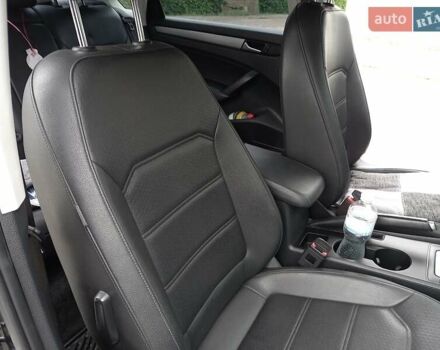 Черный Фольксваген Пассат, объемом двигателя 1.8 л и пробегом 110 тыс. км за 12000 $, фото 8 на Automoto.ua