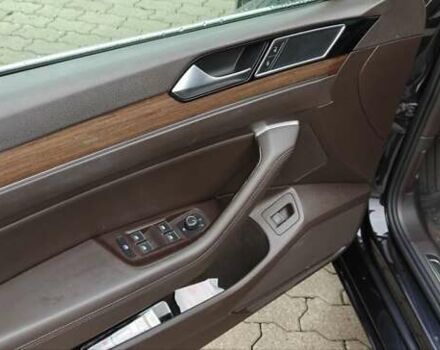 Черный Фольксваген Пассат, объемом двигателя 1.97 л и пробегом 289 тыс. км за 16899 $, фото 11 на Automoto.ua