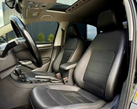 Черный Фольксваген Пассат, объемом двигателя 1.8 л и пробегом 180 тыс. км за 13500 $, фото 11 на Automoto.ua