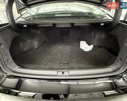 Чорний Фольксваген Пассат, об'ємом двигуна 2 л та пробігом 300 тис. км за 12999 $, фото 13 на Automoto.ua