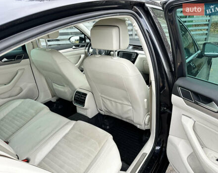 Чорний Фольксваген Пассат, об'ємом двигуна 1.97 л та пробігом 217 тис. км за 15500 $, фото 6 на Automoto.ua