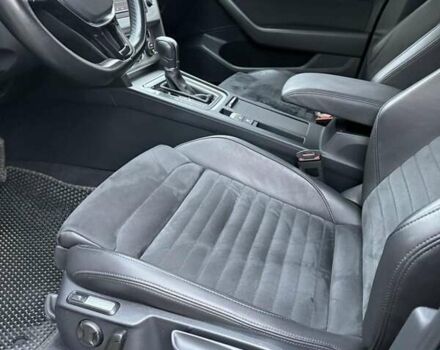 Черный Фольксваген Пассат, объемом двигателя 1.97 л и пробегом 238 тыс. км за 15300 $, фото 19 на Automoto.ua