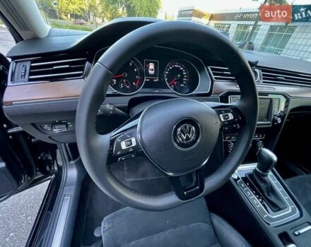 Чорний Фольксваген Пассат, об'ємом двигуна 1.8 л та пробігом 141 тис. км за 15999 $, фото 13 на Automoto.ua