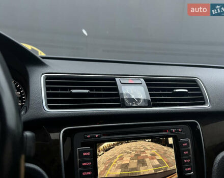 Черный Фольксваген Пассат, объемом двигателя 1.8 л и пробегом 252 тыс. км за 10600 $, фото 29 на Automoto.ua