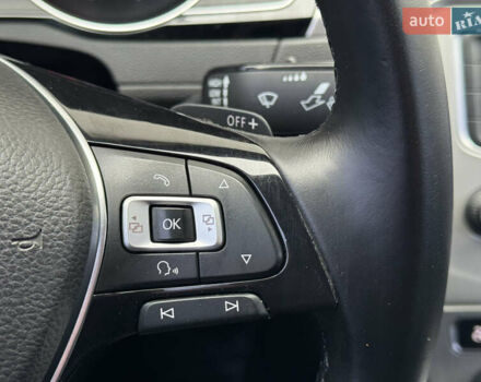 Черный Фольксваген Пассат, объемом двигателя 2 л и пробегом 239 тыс. км за 15300 $, фото 24 на Automoto.ua