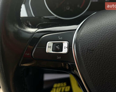 Черный Фольксваген Пассат, объемом двигателя 1.97 л и пробегом 230 тыс. км за 16800 $, фото 12 на Automoto.ua