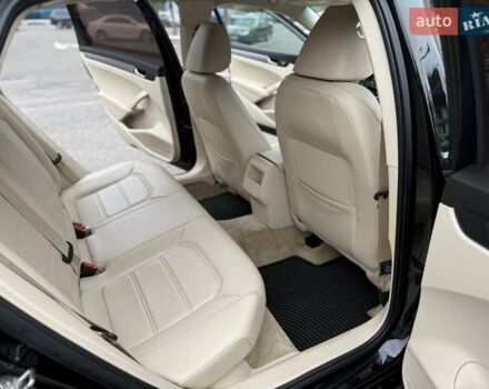 Чорний Фольксваген Пассат, об'ємом двигуна 1.8 л та пробігом 147 тис. км за 9300 $, фото 19 на Automoto.ua