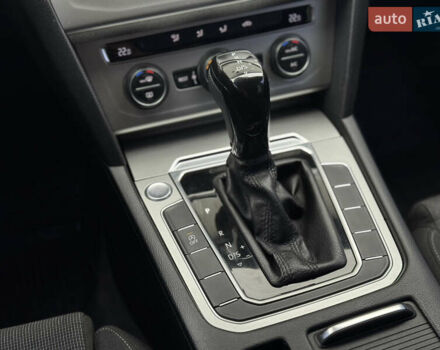 Черный Фольксваген Пассат, объемом двигателя 2 л и пробегом 239 тыс. км за 15300 $, фото 26 на Automoto.ua