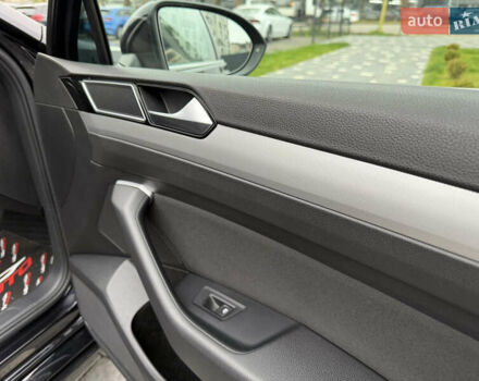 Черный Фольксваген Пассат, объемом двигателя 2 л и пробегом 325 тыс. км за 15500 $, фото 41 на Automoto.ua