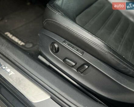 Черный Фольксваген Пассат, объемом двигателя 1.8 л и пробегом 252 тыс. км за 10600 $, фото 31 на Automoto.ua