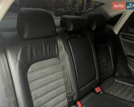 Черный Фольксваген Пассат, объемом двигателя 1.8 л и пробегом 252 тыс. км за 10600 $, фото 20 на Automoto.ua