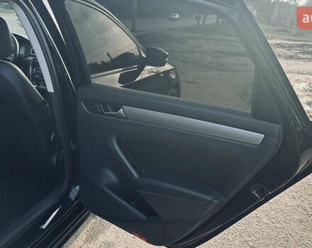 Черный Фольксваген Пассат, объемом двигателя 1.8 л и пробегом 103 тыс. км за 10999 $, фото 17 на Automoto.ua