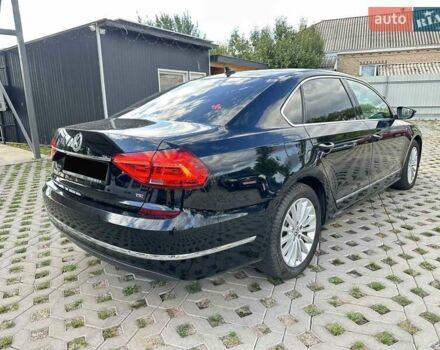 Черный Фольксваген Пассат, объемом двигателя 1.8 л и пробегом 186 тыс. км за 15000 $, фото 4 на Automoto.ua