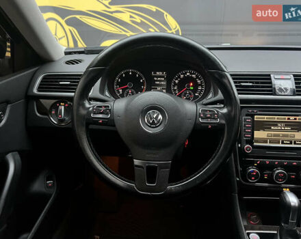 Черный Фольксваген Пассат, объемом двигателя 1.8 л и пробегом 252 тыс. км за 10600 $, фото 24 на Automoto.ua