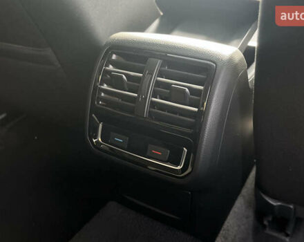 Черный Фольксваген Пассат, объемом двигателя 1.97 л и пробегом 230 тыс. км за 16800 $, фото 28 на Automoto.ua